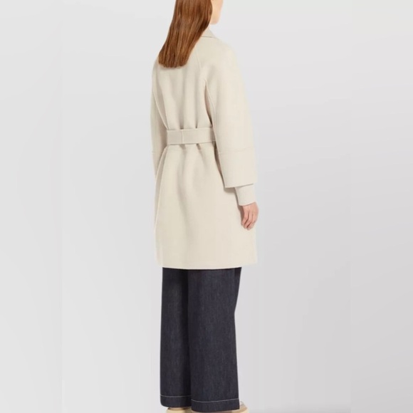 SOLD NWT ‘S Max Mara ‘Arona’ Double Faced Short Wool Coat with Belt Fall/Winter - Picture 6 of 17